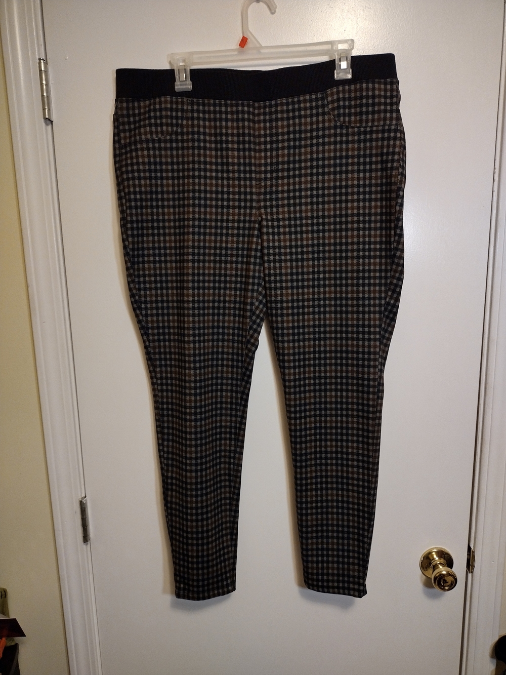 No Boundaries Black Waistband Grey Leggings